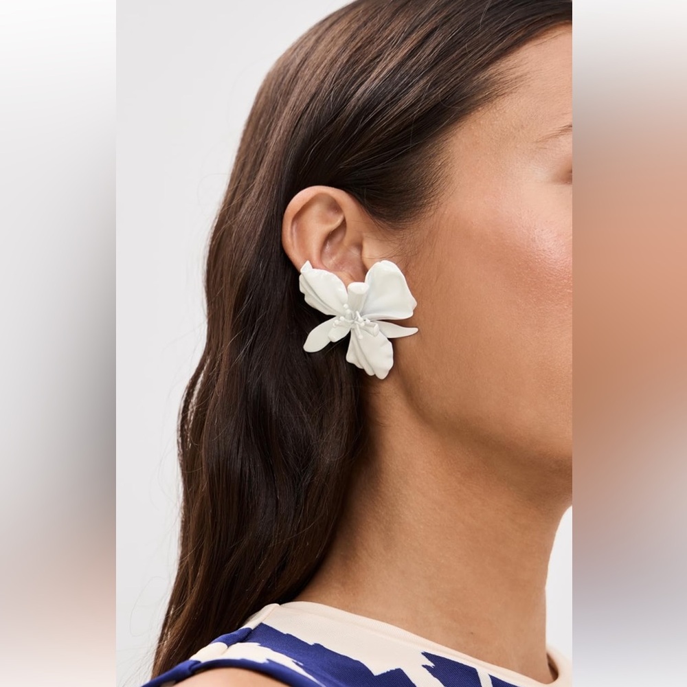 🌺🎉HP🎉🌺 NWT Cult Gaia Mila Flower Earrings - Picture 12 of 15